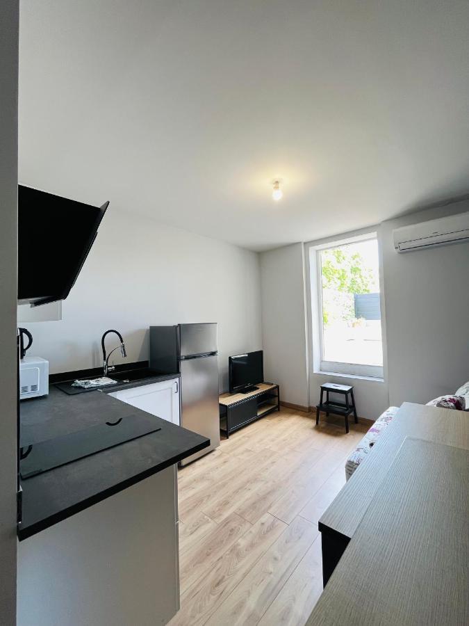 Chez Oma I 1 Appartement Independant Opi I 3 Chambres Privatives Avec Salle D Eau Et Salon Commun Cuisine Commune Wc Commun Patio Commun Avinyon Dış mekan fotoğraf
