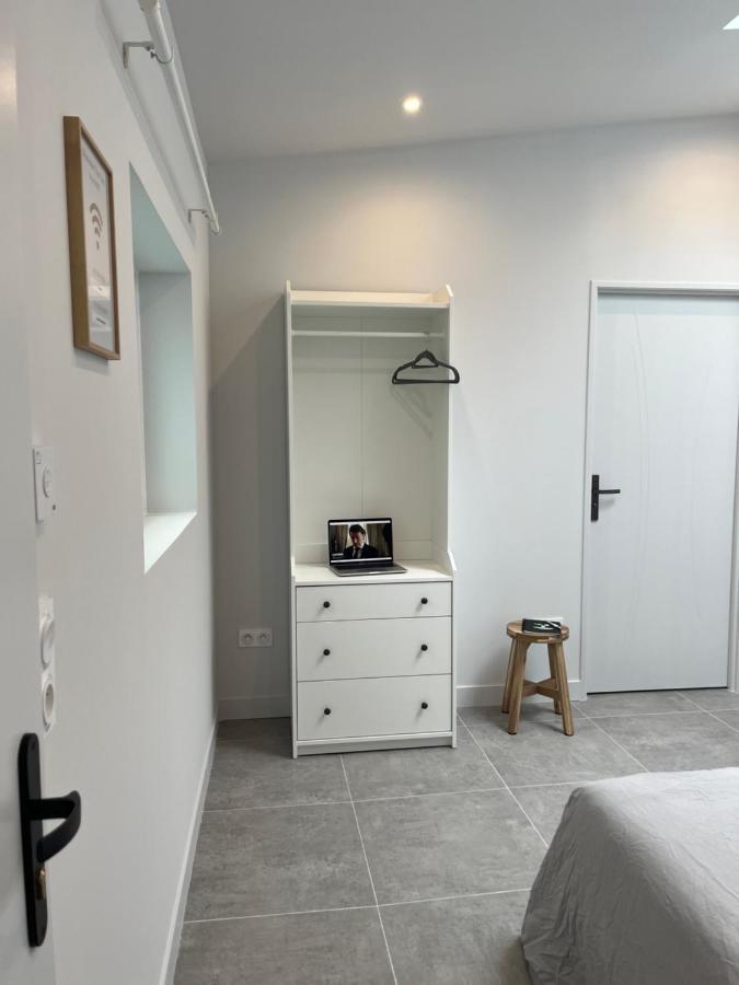 Chez Oma I 1 Appartement Independant Opi I 3 Chambres Privatives Avec Salle D Eau Et Salon Commun Cuisine Commune Wc Commun Patio Commun Avinyon Dış mekan fotoğraf