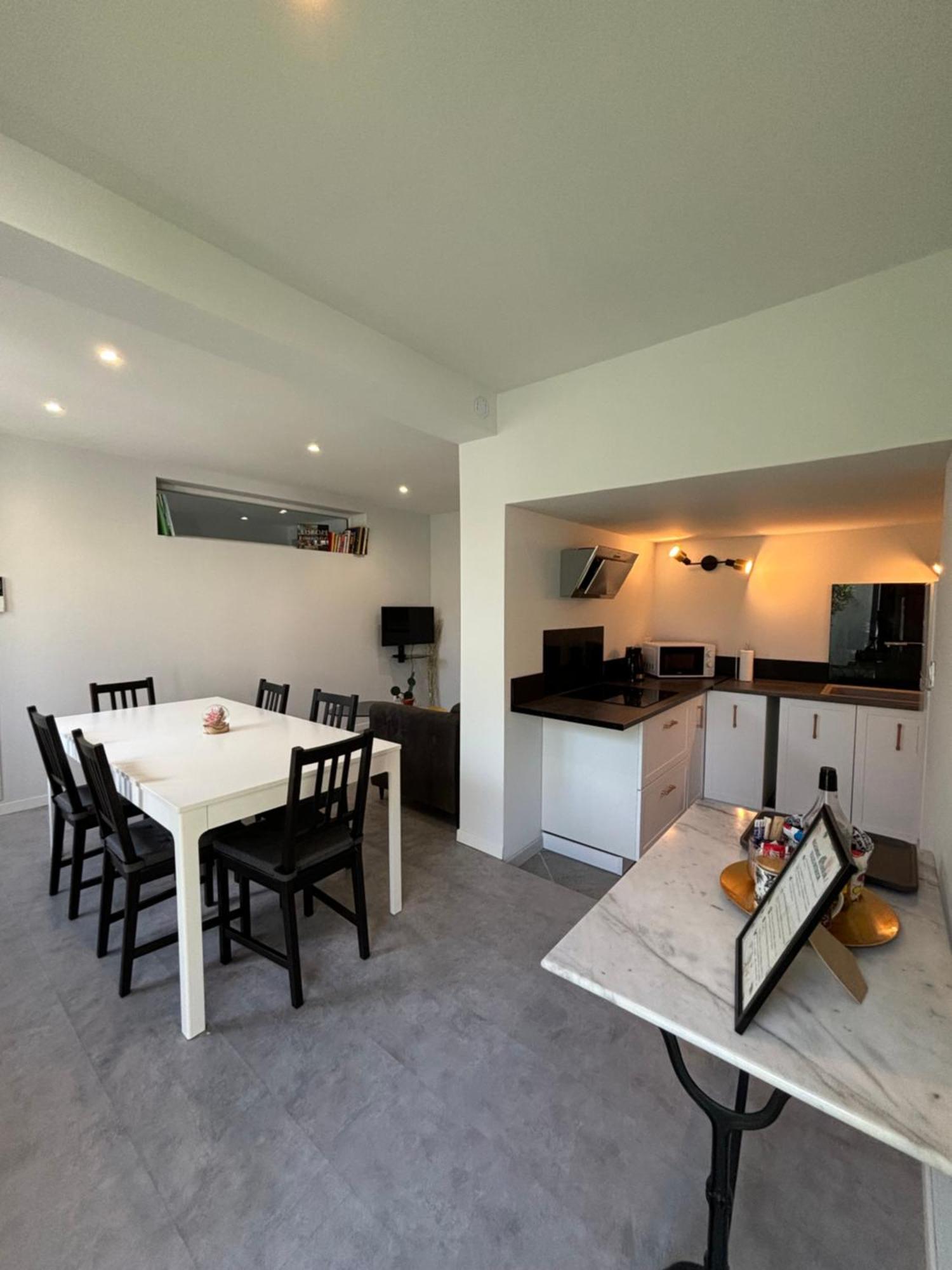 Chez Oma I 1 Appartement Independant Opi I 3 Chambres Privatives Avec Salle D Eau Et Salon Commun Cuisine Commune Wc Commun Patio Commun Avinyon Dış mekan fotoğraf